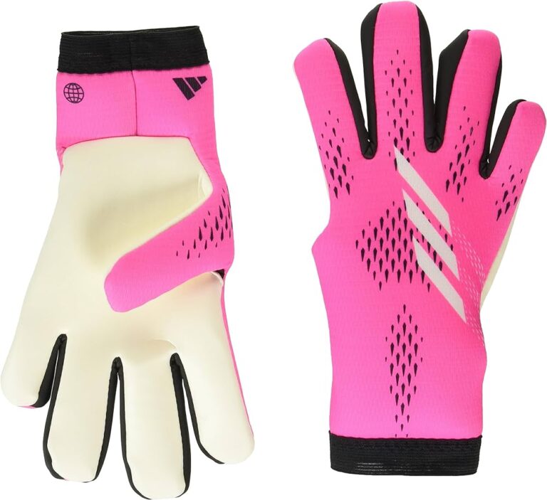 Why Do Beach Soccer Players Wear Specific Goalkeeper Gloves? Improve Performance and Protection!