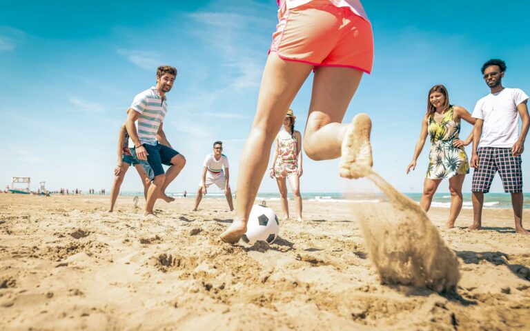 What Sports are Fun to Play on the Beach? Discover the Ultimate Beach Activities!